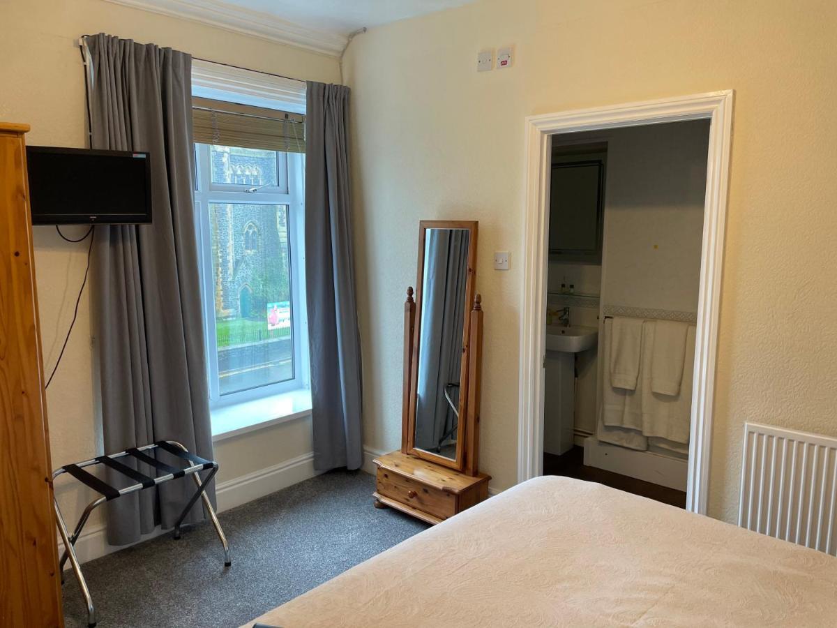 كارنارفون Bron Menai Guest House المظهر الخارجي الصورة