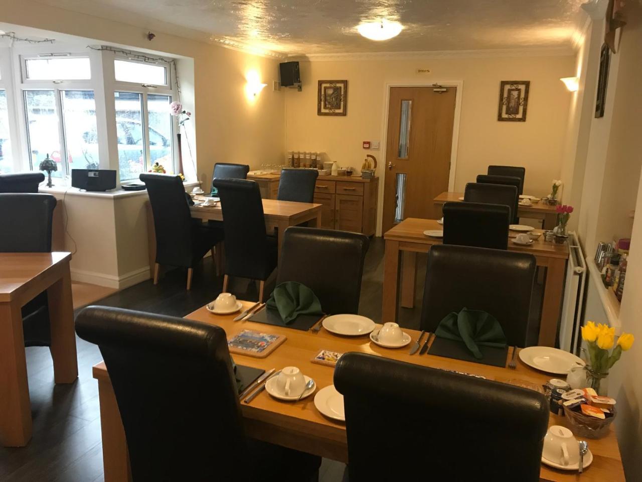 كارنارفون Bron Menai Guest House المظهر الخارجي الصورة