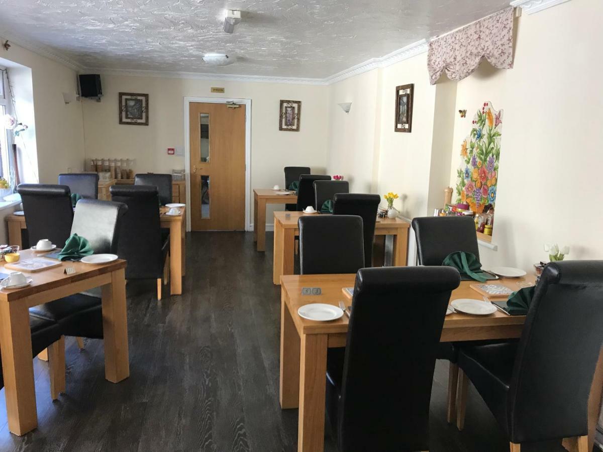 كارنارفون Bron Menai Guest House المظهر الخارجي الصورة